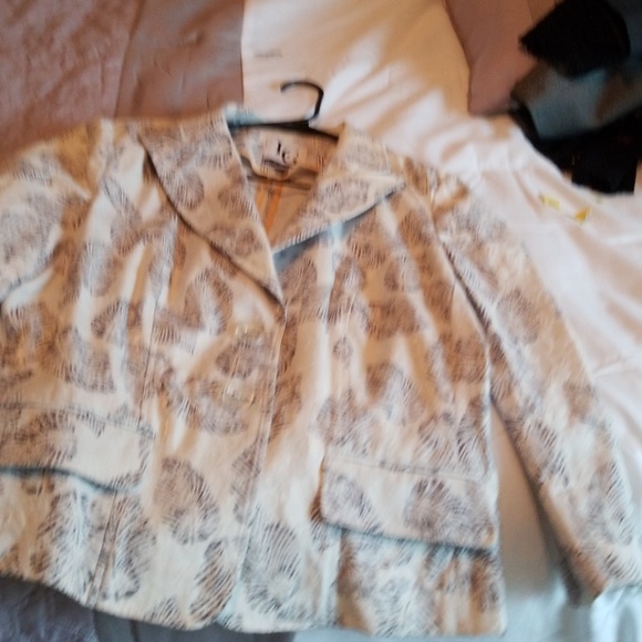 Jacket - Picture 2 of 2